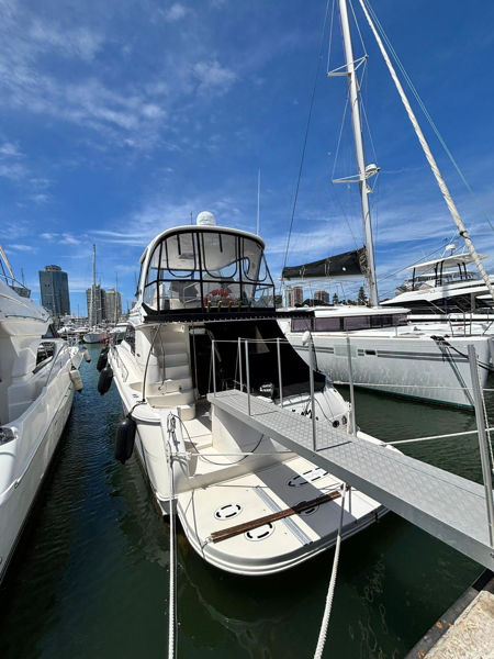 Imagen de SEA RAY 48' DB Sedan Bridge